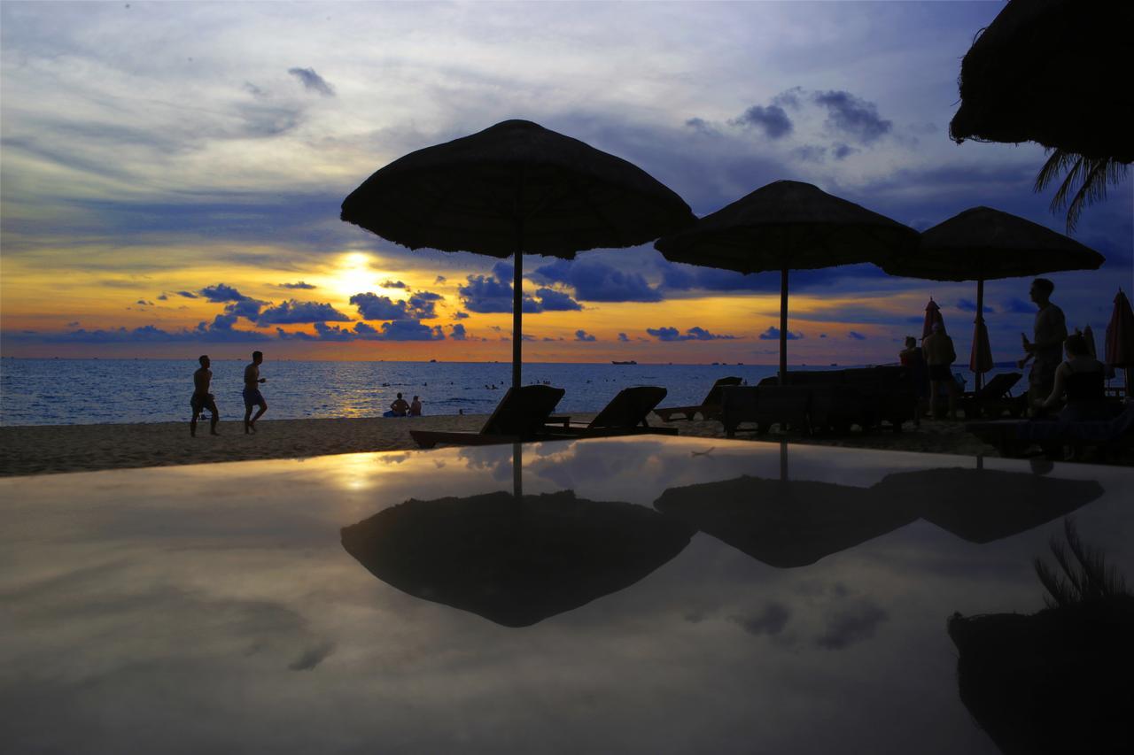 Tropicana Resort Phú Quốc Exterior foto